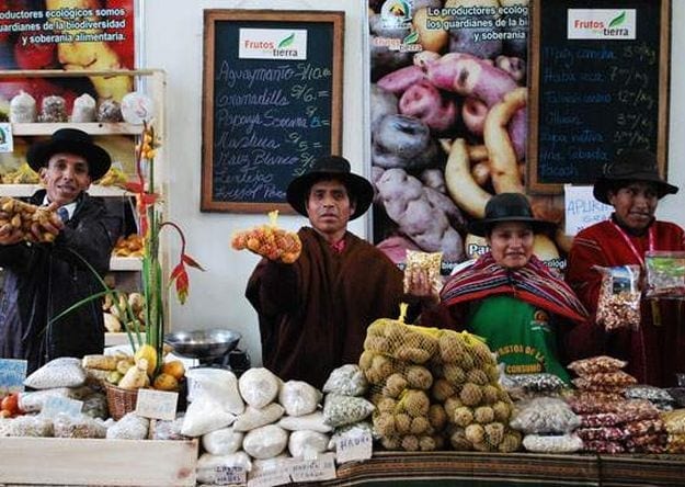 Un ordinario domingo en la máquina del tiempo de Miraflores